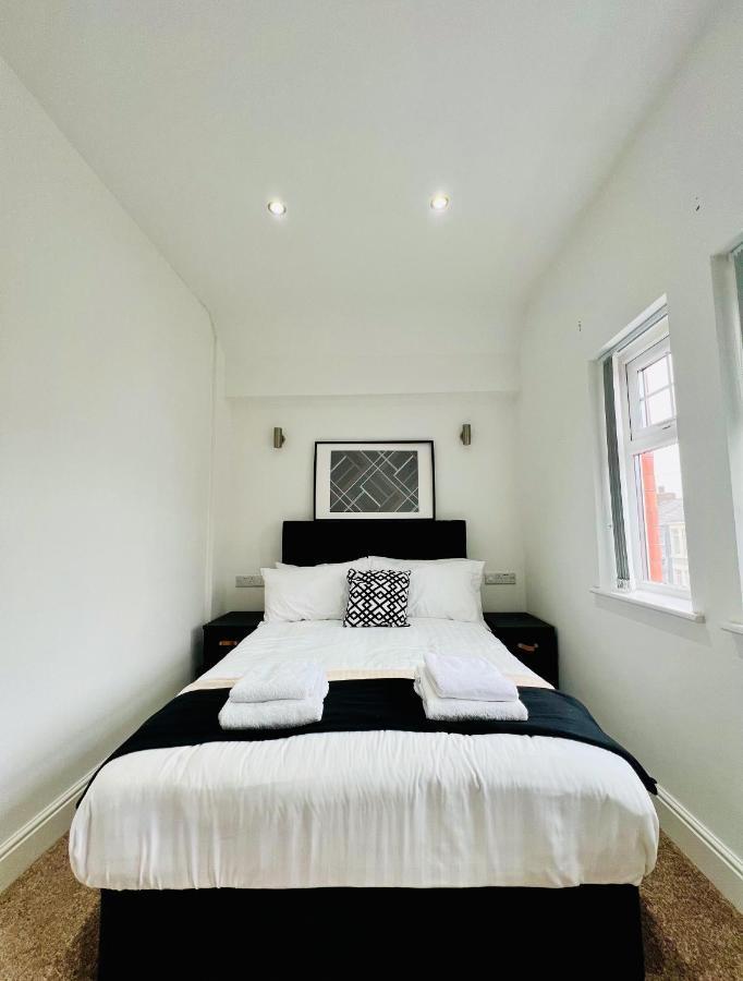 The Anfield Hotel Liverpool Bagian luar foto